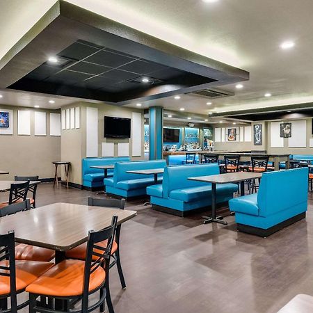 Clarion Inn & Suites Russellville I-40 Ngoại thất bức ảnh